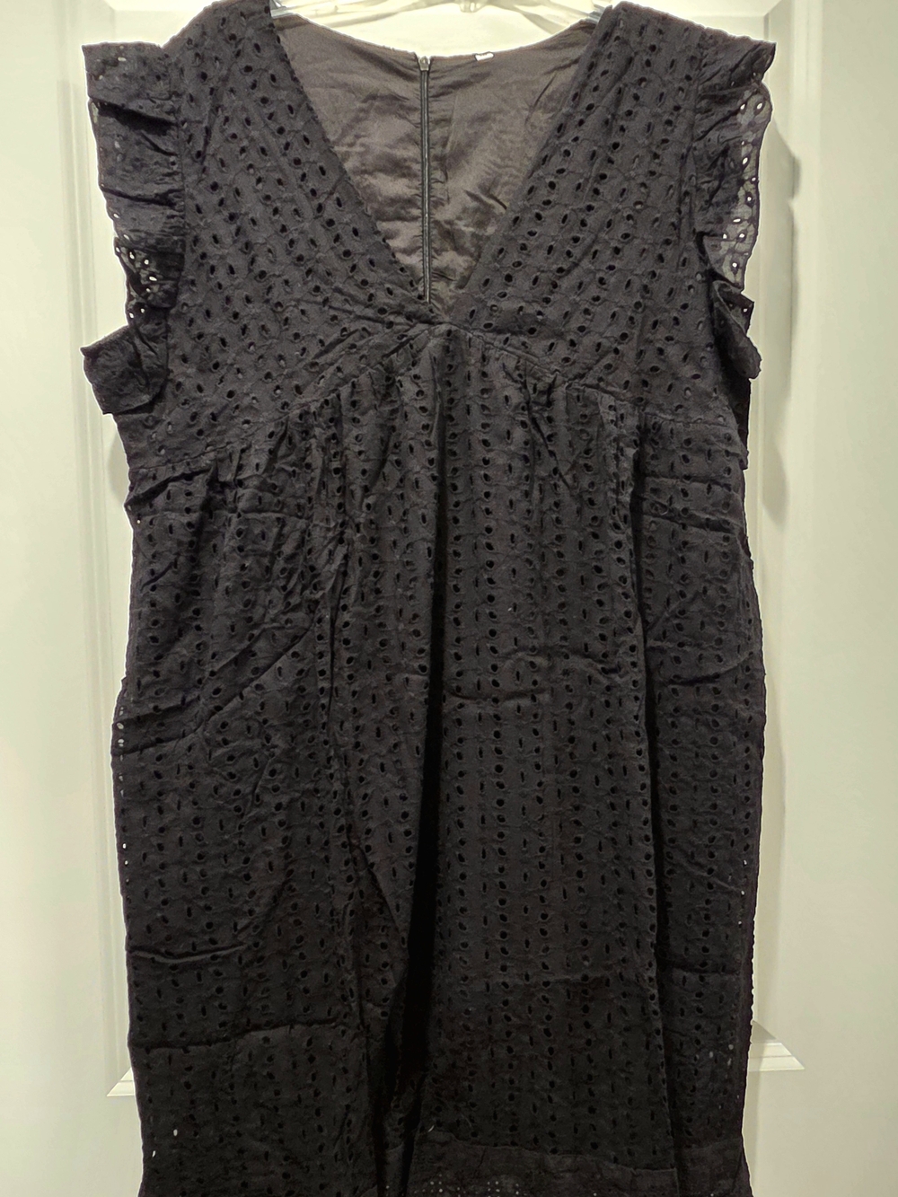 New Aumora New Black Eyelet V-Neck Flutter Sleveless Dress Fully Lined Brand New